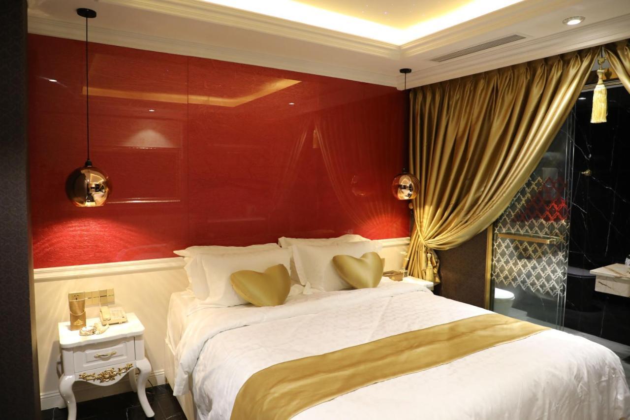 Khách sạn Enjoy 7 4*
